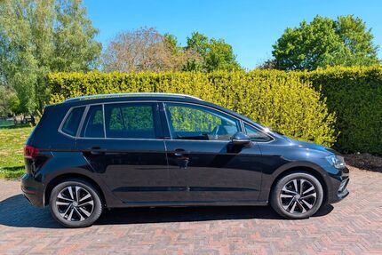 VW Golf Sportsvan 75.000 km 17.800 &euro; Alpen 46519