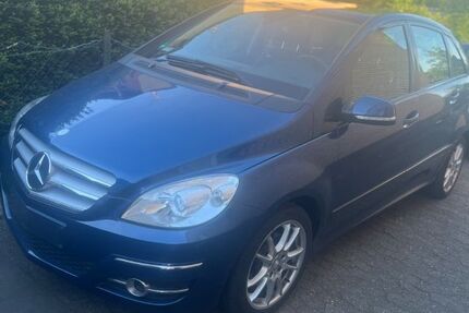 Mercedes-Benz B 200 158.000 km 4.500 &euro; Dinslaken 46535