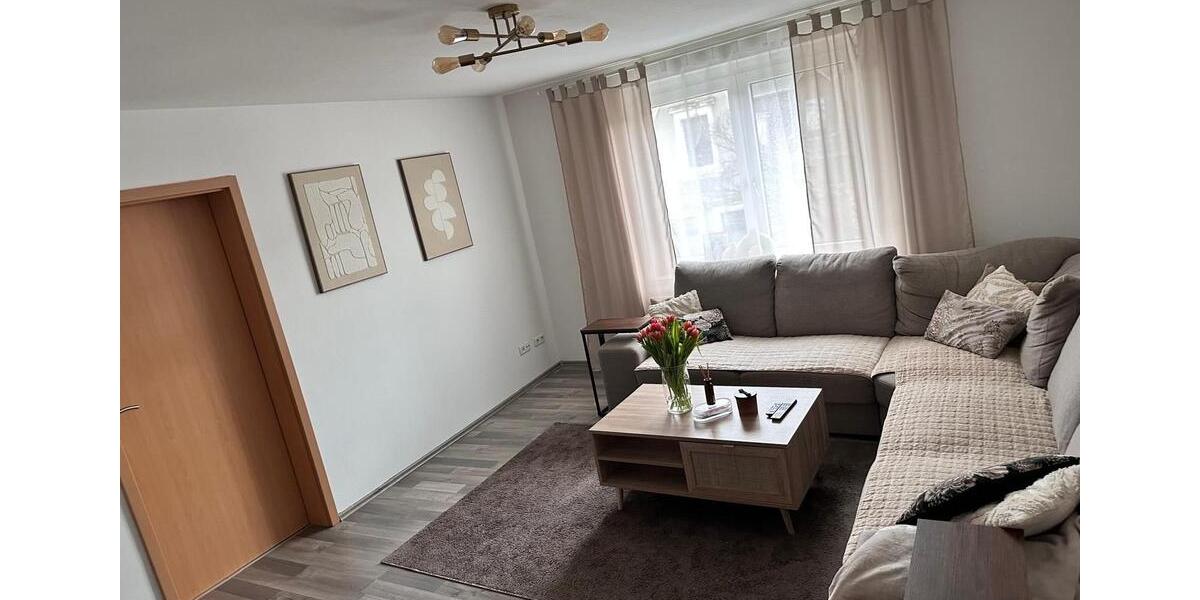 Dachgeschoßwohnung Gelsenkirchen Gelsenkirchen-Mitte - 3 Zimmer, 90 m&sup2;, 700&euro; | Angebot:24826571