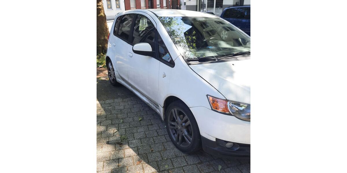 Mitsubishi Colt 225.000 km 1.899 &euro; Essen 45276