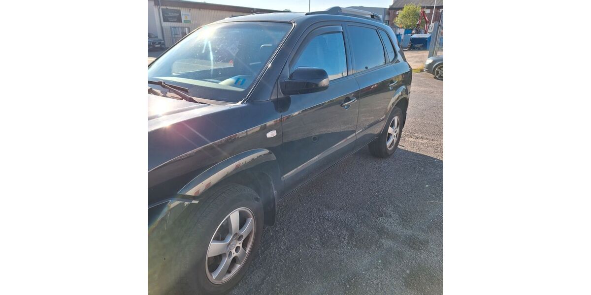 Hyundai TUCSON 190.000 km 1.750 &euro; Recklinghausen 45661