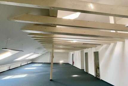 Büro in Velbert 1.792,50 € 239 m² zimmer