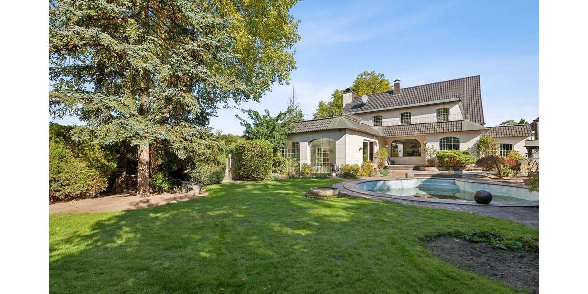 Haus zum Kaufen in Ratingen 929.000 € 261 m² 8 zimmer