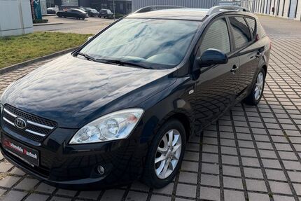 Kia ceed / Ceed 142.000 km 2.450 &euro; Essen 45329