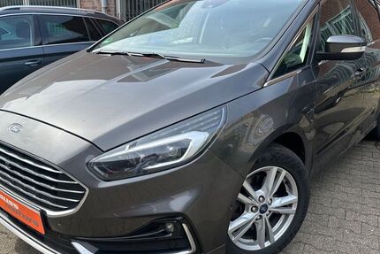 Ford S-Max 185.200 km 14.880 € Düsseldorf 40549