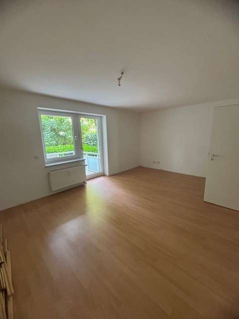 Wohnung zum Mieten in Duisburg 572 € 74.48 m²