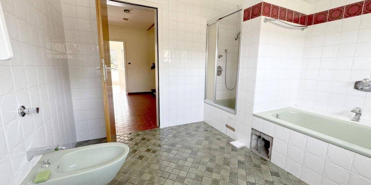 Reihenmittelhaus Oberhausen Alsfeld - 5 Zimmer, 166 m&sup2;, 389.000&euro; | Angebot:26817032