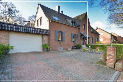 Haus zum Kaufen in Duisburg 460.000 € 162.2 m² 6 zimmer