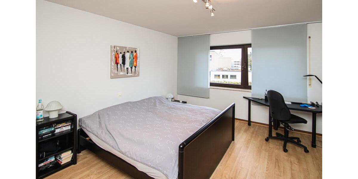 Bungalow Erkrath - 4 Zimmer, 165 m&sup2;, 2.200&euro; | Angebot:25053119