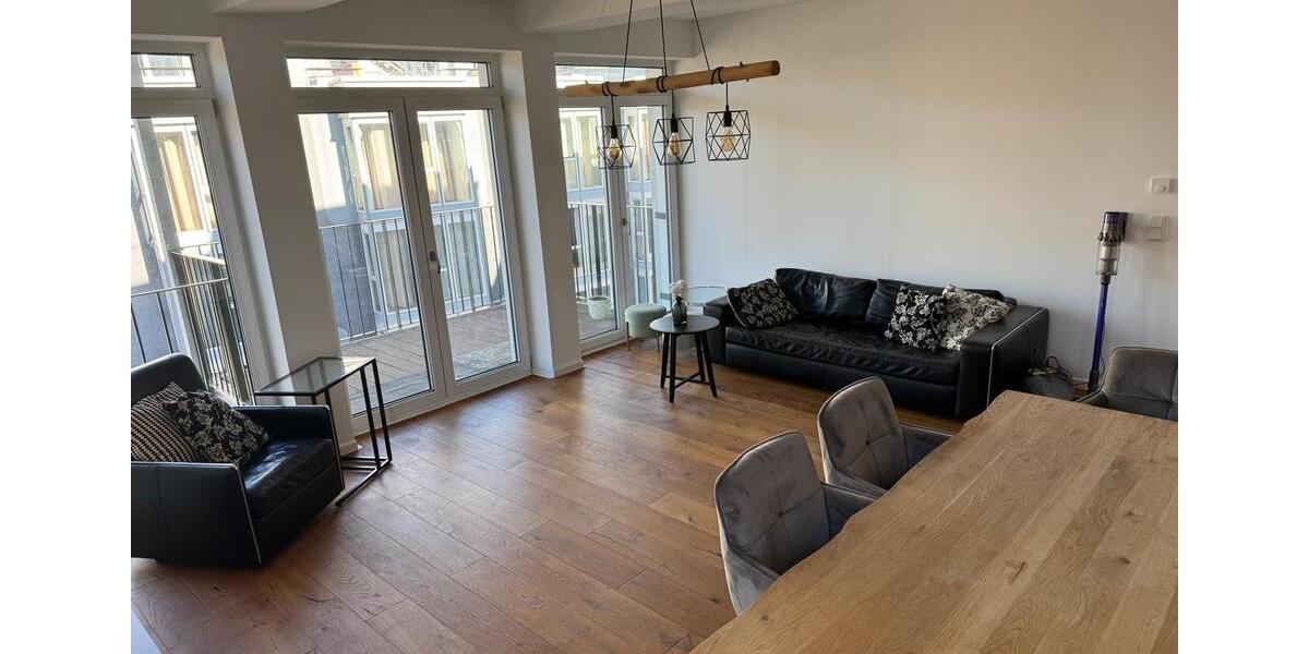 Etagenwohnung Essen Stadtkern - 3 Zimmer, 100 m&sup2;, 1.690&euro; | Angebot:26110160