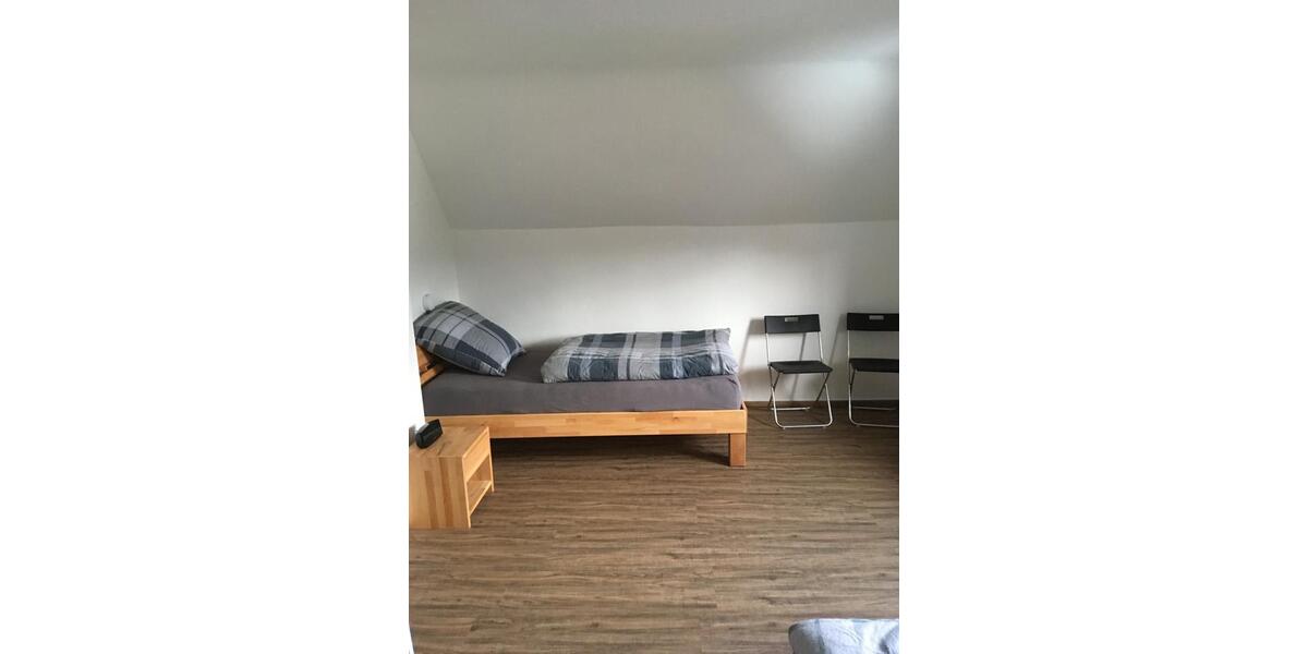 Dachgeschoßwohnung Duisburg Huckingen - 2 Zimmer, 47 m&sup2;, 750&euro; | Angebot:26200595