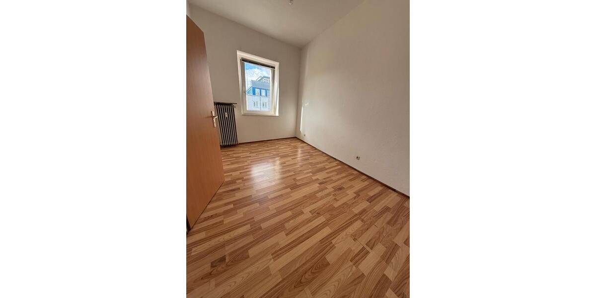 Etagenwohnung Krefeld Dießem - 2 Zimmer, 50 m&sup2;, 350&euro; | Angebot:25333124