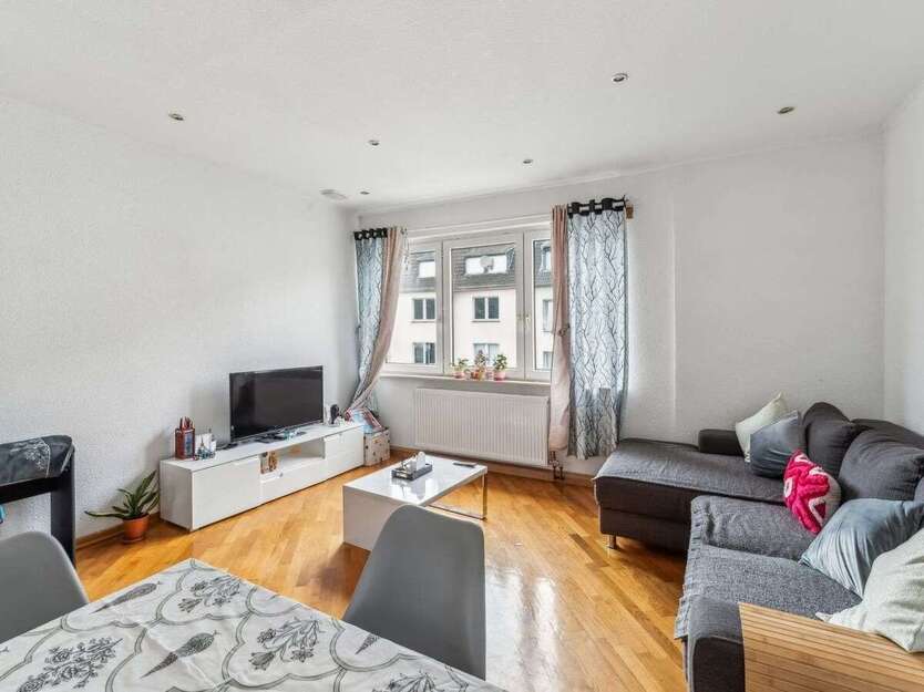 Wohnung zum Kaufen in Düsseldorf 299.000 € 70.83 m² 3 zimmer