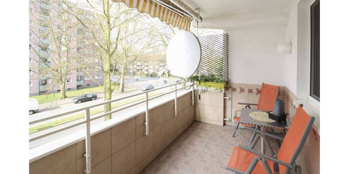 Ein Traum: Gehobene Etagenwohnung mit Balkon und Spa-Bereich 3 zimmer