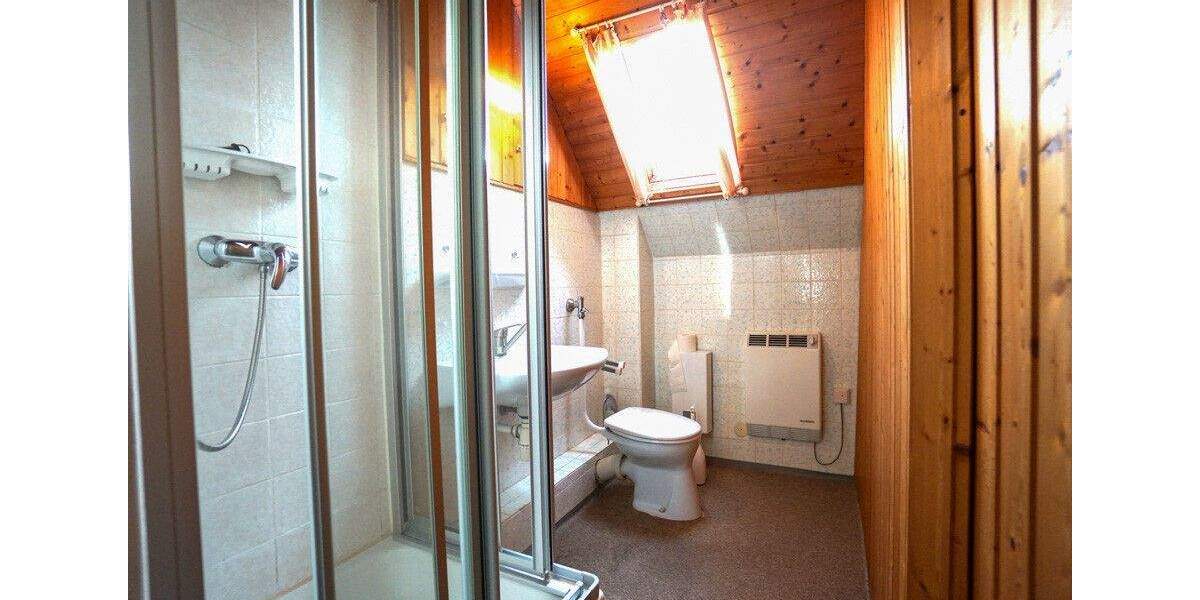 Rheinberg-Ossenberg: Sanierungsbedürftiges Schmuckstück 5 zimmer