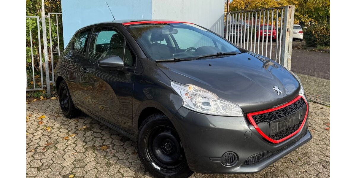 Peugeot 208 142.000 km 3.700 &euro; Erkrath 40699