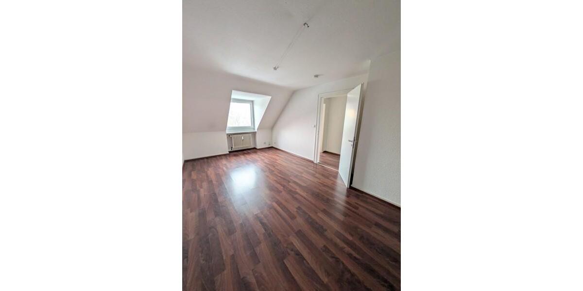 Etagenwohnung Düsseldorf Derendorf - 2.5 Zimmer, 60 m&sup2;, 843&euro; | Angebot:24676796