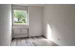 Schöne VierraumWohnung mit Balkon und Pkw-Stellplatz in beliebter Lage