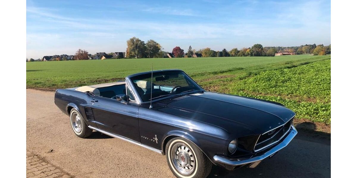 Ford Mustang 99.999 km 42.900 &euro; Düsseldorf 40229