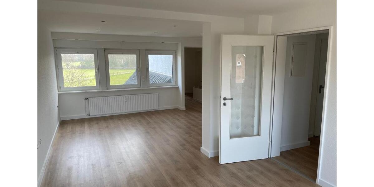 Dachgeschoßwohnung Schermbeck - 3 Zimmer, 75 m&sup2;, 600&euro; | Angebot:25267774