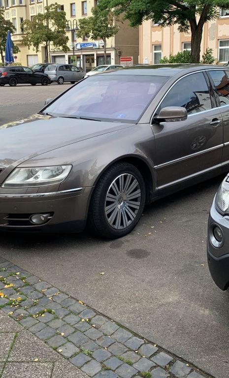 VW Phaeton 269.756 km 5.499 € Herne 44649