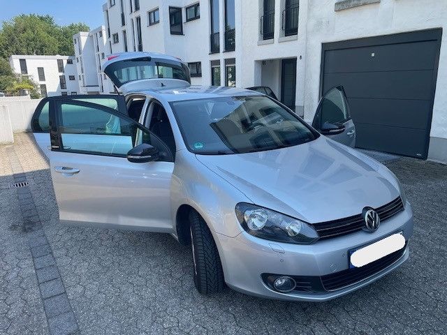VW Golf 132.600 km 5.950 &euro; Erkrath 40699