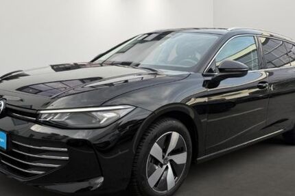 VW Passat 6.584 km 43.890 € Mülheim 45478