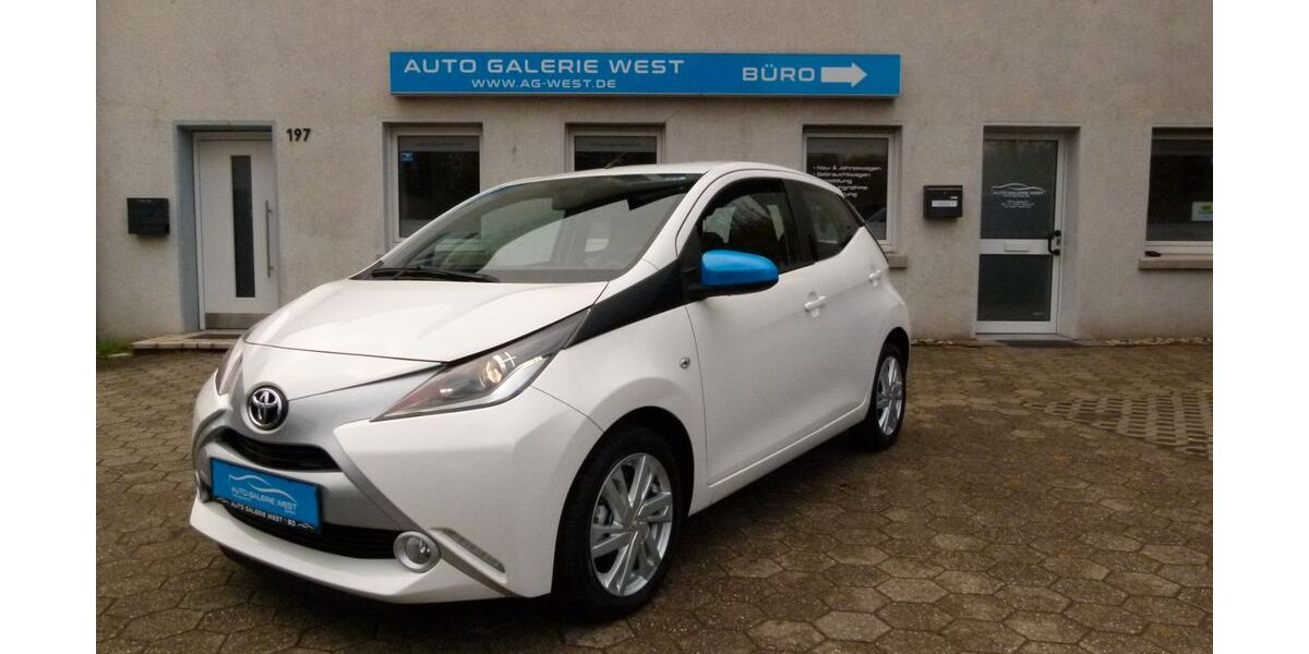 Toyota Aygo (X) 6.249 km 9.790 € Bochum 44809