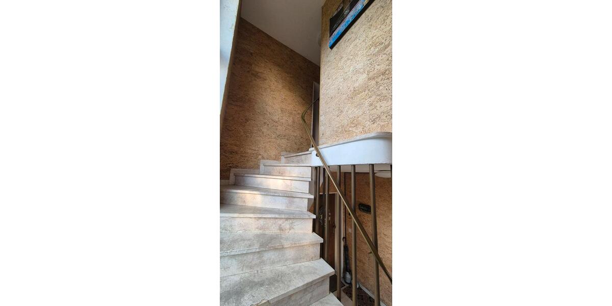 Wohnung 2 Etage mit 65qm WFL zimmer