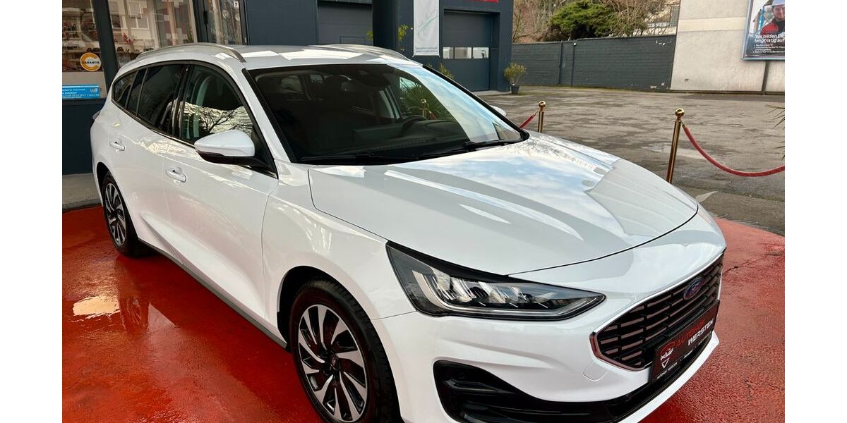 Ford Focus 19.196 km 20.490 &euro; Düsseldorf 40589