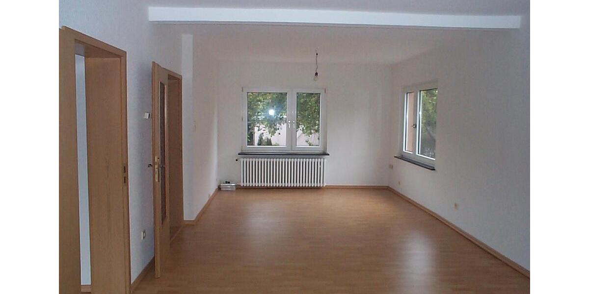Erdgeschoßwohnung Ratingen - 3 Zimmer, 77 m&sup2;, 900&euro; | Angebot:26372652