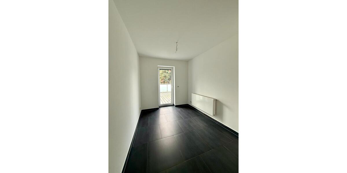 Maisonettenwohnung Moers - 4 Zimmer, 125 m&sup2;, 1.350&euro; | Angebot:25102167