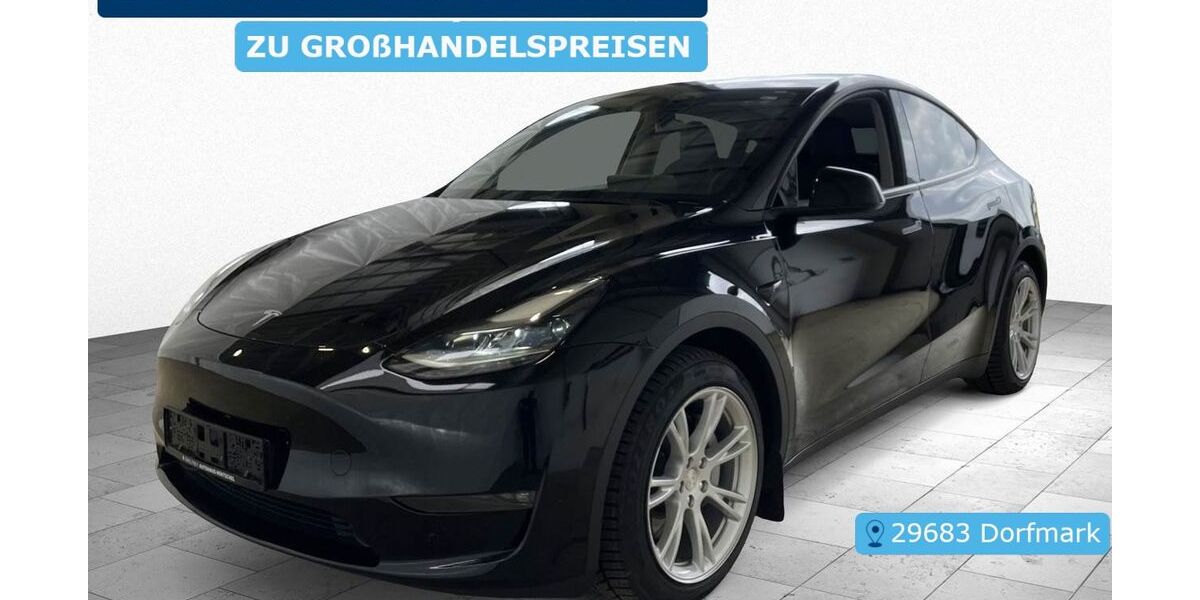 Tesla Model Y 61.589 km 36.407 &euro; Krefeld 47829