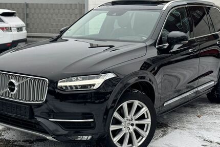 Volvo XC90 165.000 km 25.800 &euro; Düsseldorf 40233