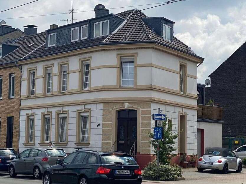 Haus zum Kaufen in Mülheim an der Ruhr 689.000 € 194.83 m² 9 zimmer