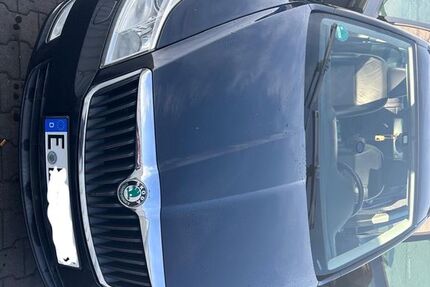 Skoda Octavia 240.000 km 5.200 &euro; Duisburg 47179