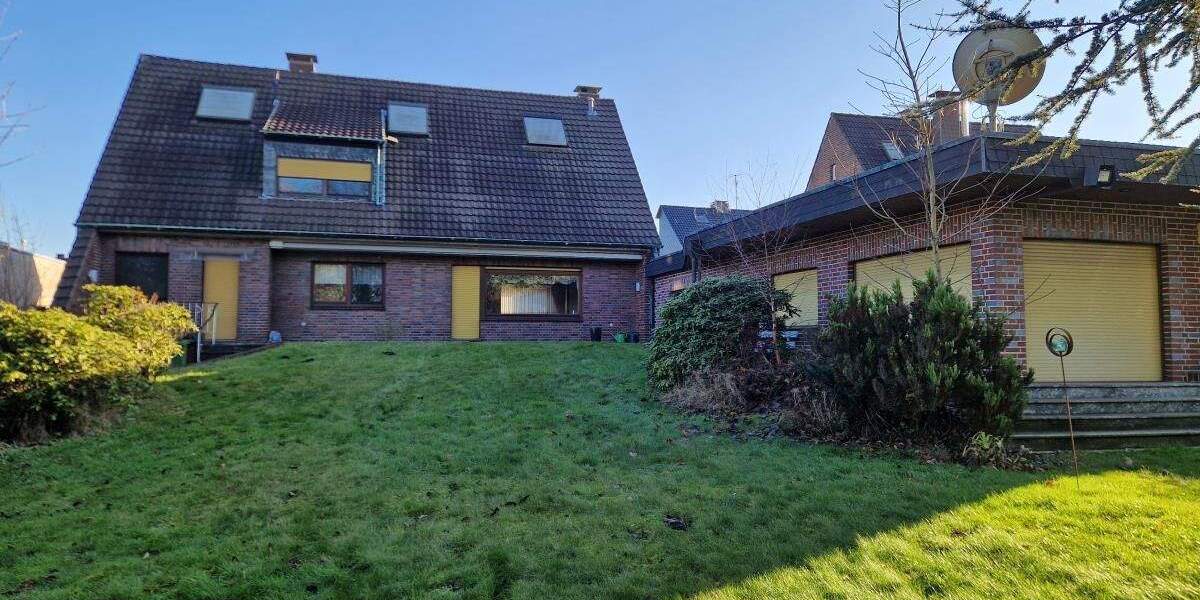 Mehrfamilienhaus, Wohnhaus Oberhausen Sterkrade-Nord - 9 Zimmer, 216 m&sup2;, 759.000&euro; | Angebot:25319533