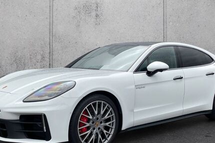 Porsche Panamera 16.162 km 127.900 &euro; Recklinghausen 45665