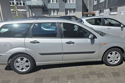 Ford Focus 115.709 km 2.800 &euro; Oberhausen 46047