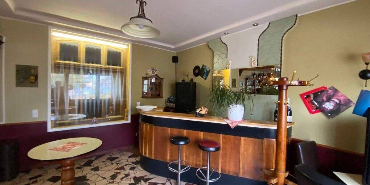 Mehrfamilienhaus, Wohnhaus Krefeld Hüls - 4 Zimmer, 95 m&sup2;, 420.000&euro; | Angebot:25606456