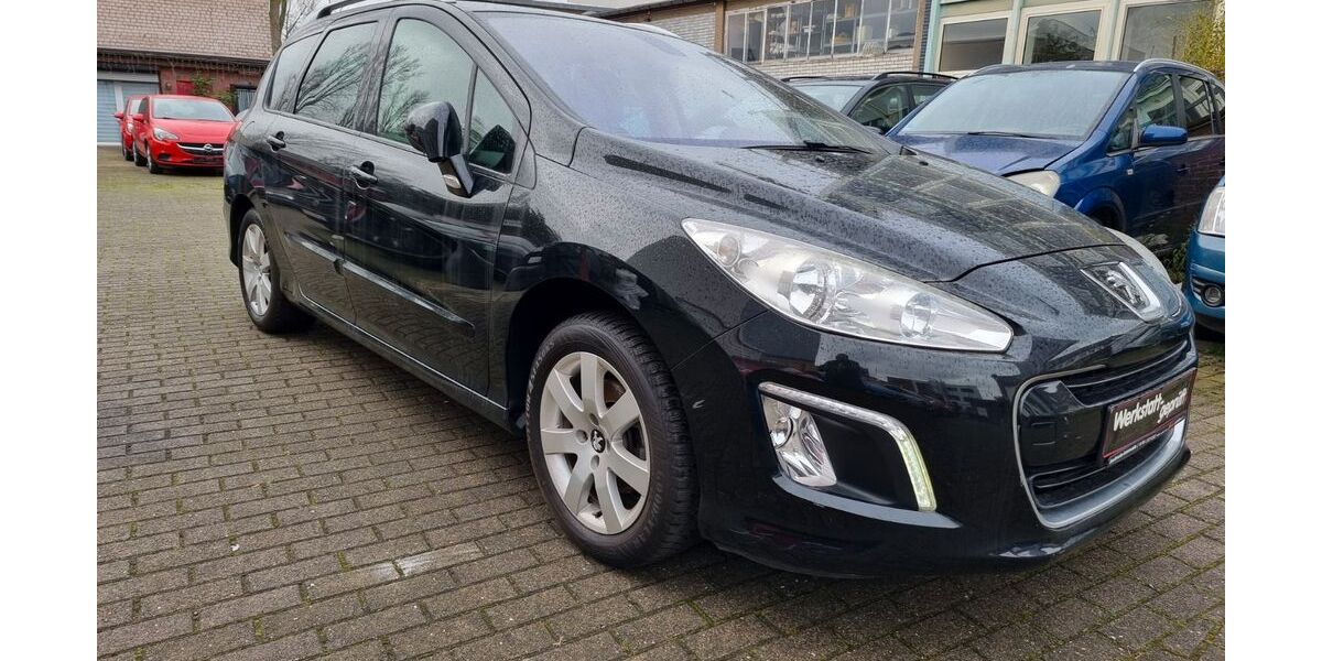 Peugeot 308 133.000 km 3.000 &euro; Düsseldorf 40591