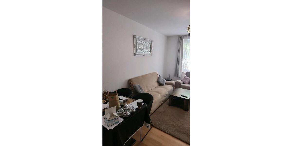 Etagenwohnung Düsseldorf Stadtmitte - 1 Zimmer, 60 m&sup2;, 500&euro; | Angebot:26403756