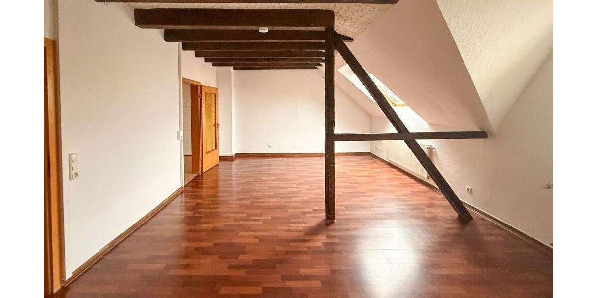 Etagenwohnung Velbert Mitte - 3 Zimmer, 85 m&sup2;, 850&euro; | Angebot:25630347