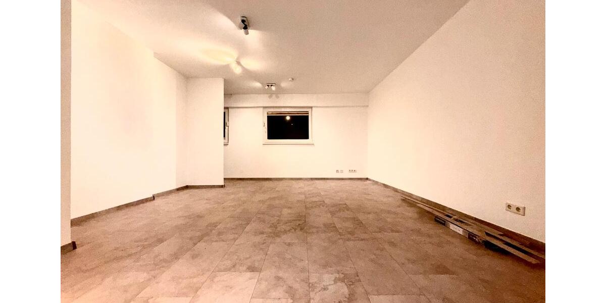 Erdgeschoßwohnung Essen Stadtbezirk IX - 1.5 Zimmer, 33 m&sup2;, 500&euro; | Angebot:26408145