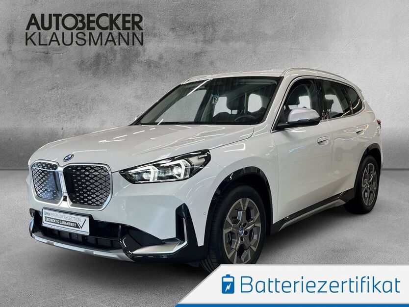 BMW iX1 11.350 km 44.275 € Krefeld 47800