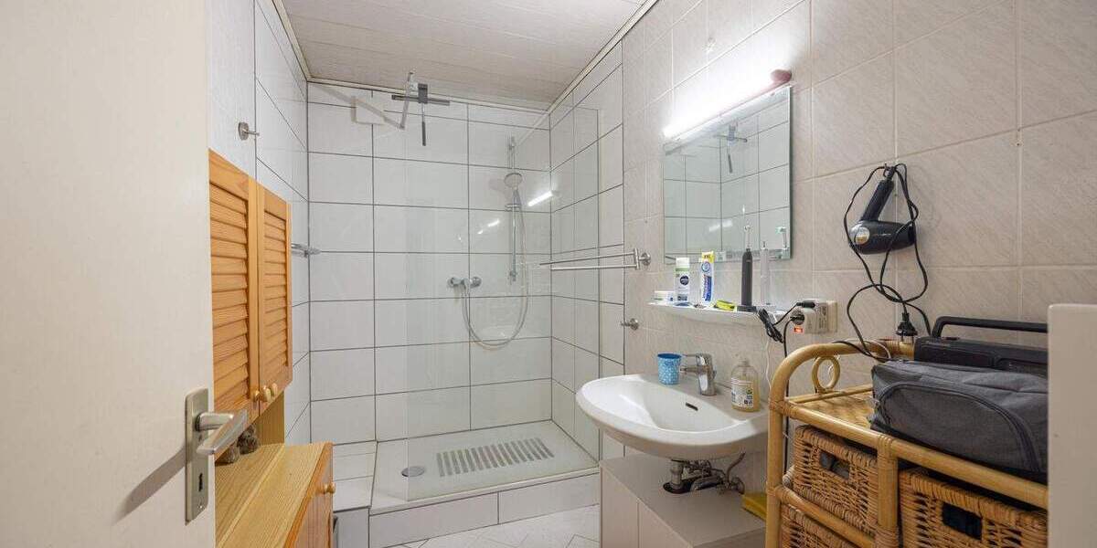Reihenendhaus Krefeld Bockum - 5 Zimmer, 146 m&sup2;, 399.000&euro; | Angebot:25692294
