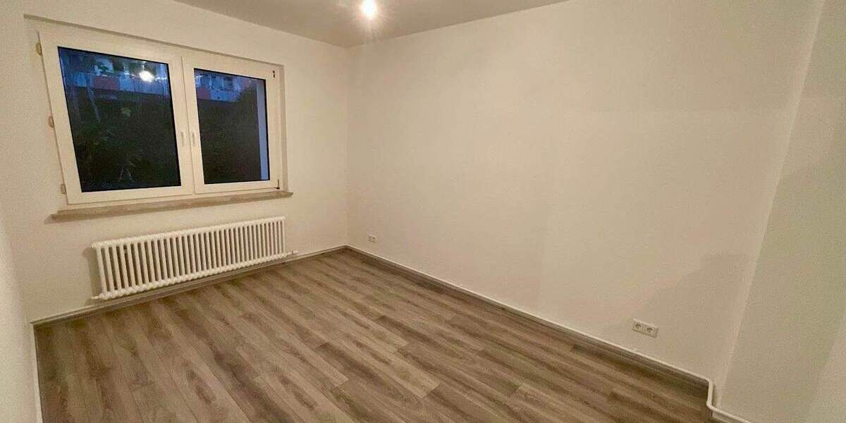 Etagenwohnung Essen Huttrop - 3 Zimmer, 58 m&sup2;, 499&euro; | Angebot:25700646