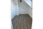 Dachgeschoßwohnung Krefeld Hüls - 2 Zimmer, 65 m&sup2;, 905&euro; | Angebot:26099129