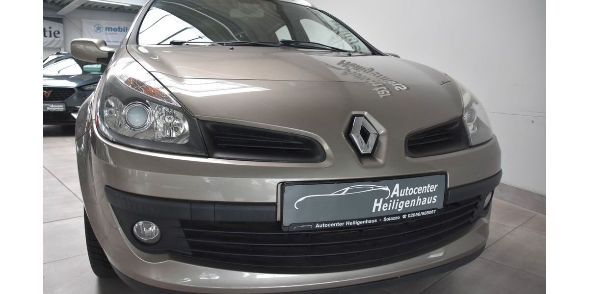 Renault Clio 91.885 km 6.480 &euro; Heiligenhaus 42579
