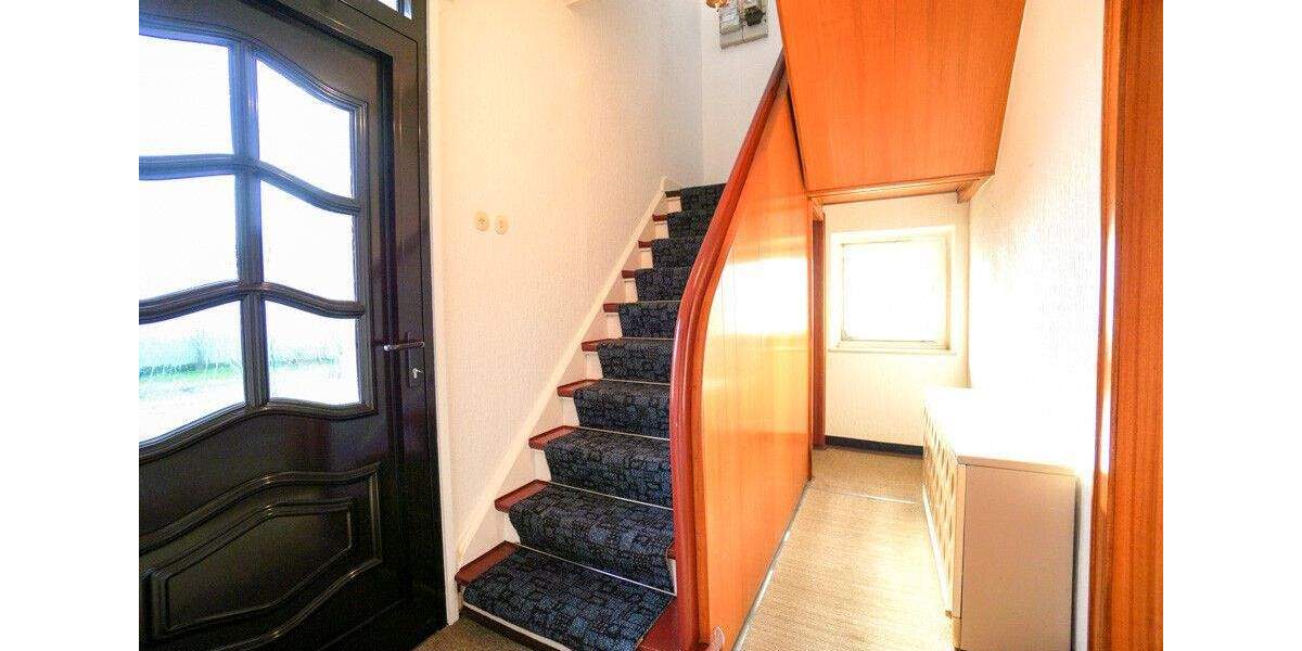 Rheinberg-Ossenberg: Sanierungsbedürftiges Schmuckstück 5 zimmer